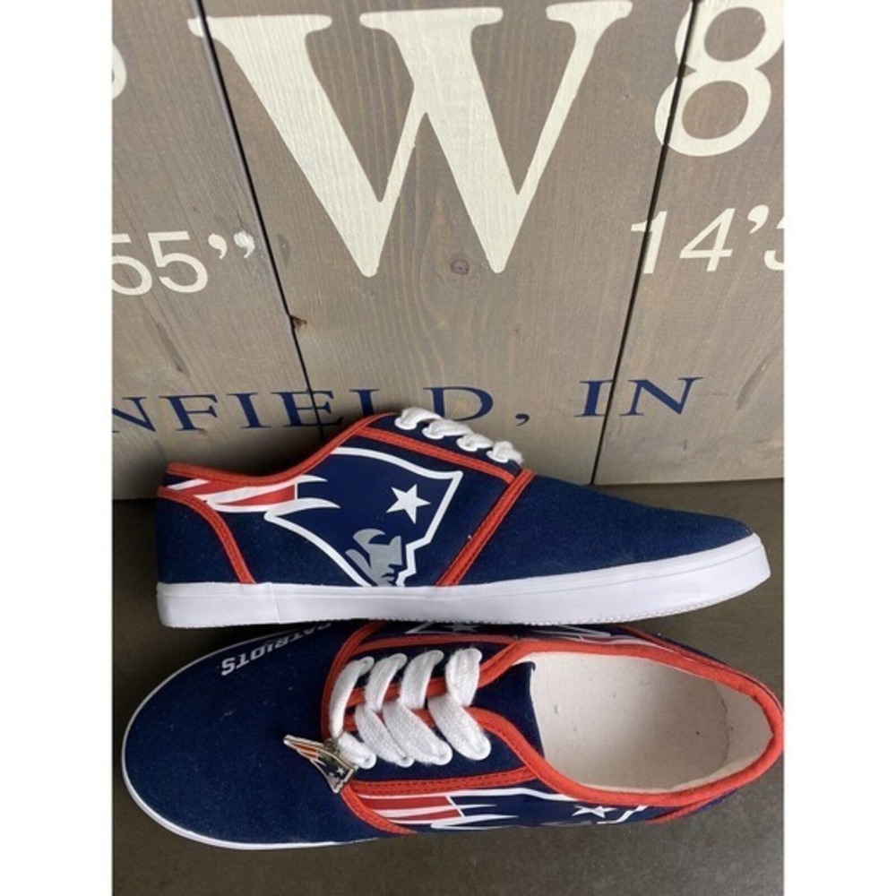 New England Patriots Women's Low Top Repeat Print Canvas Shoes‎ size 9 - Picture 3 of 8